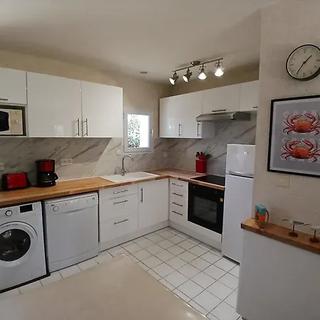 Maison Proche - 6 Personnes - Fr-1-194-440 *