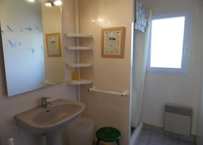 Maison Proche - 6 Personnes - Fr-1-194-440 *